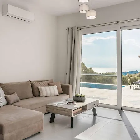 De Famelia * Mousata